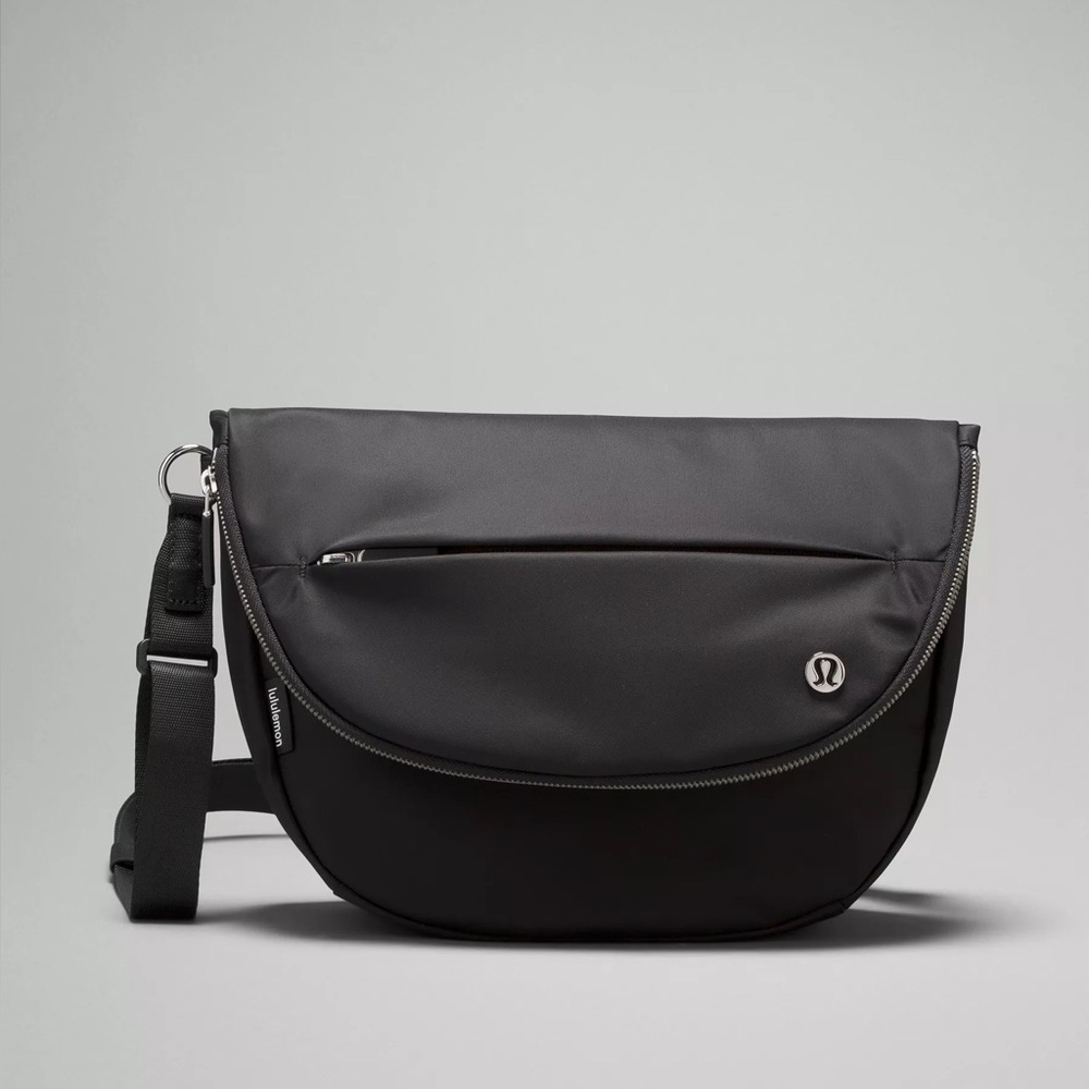 Lululemon All Night Festival Bag 5L